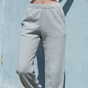 Brandy Melville Rosa Sweatpants